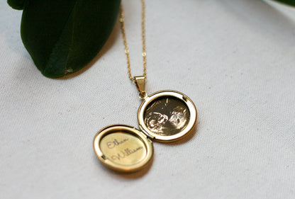 Engraved sonogram locket
